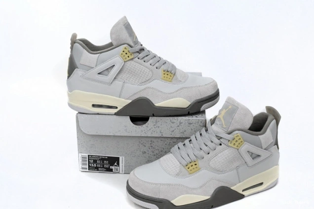 Kick Theory DV3742-021 Jordan Craft Retro SE Photon Dust 4 0727
